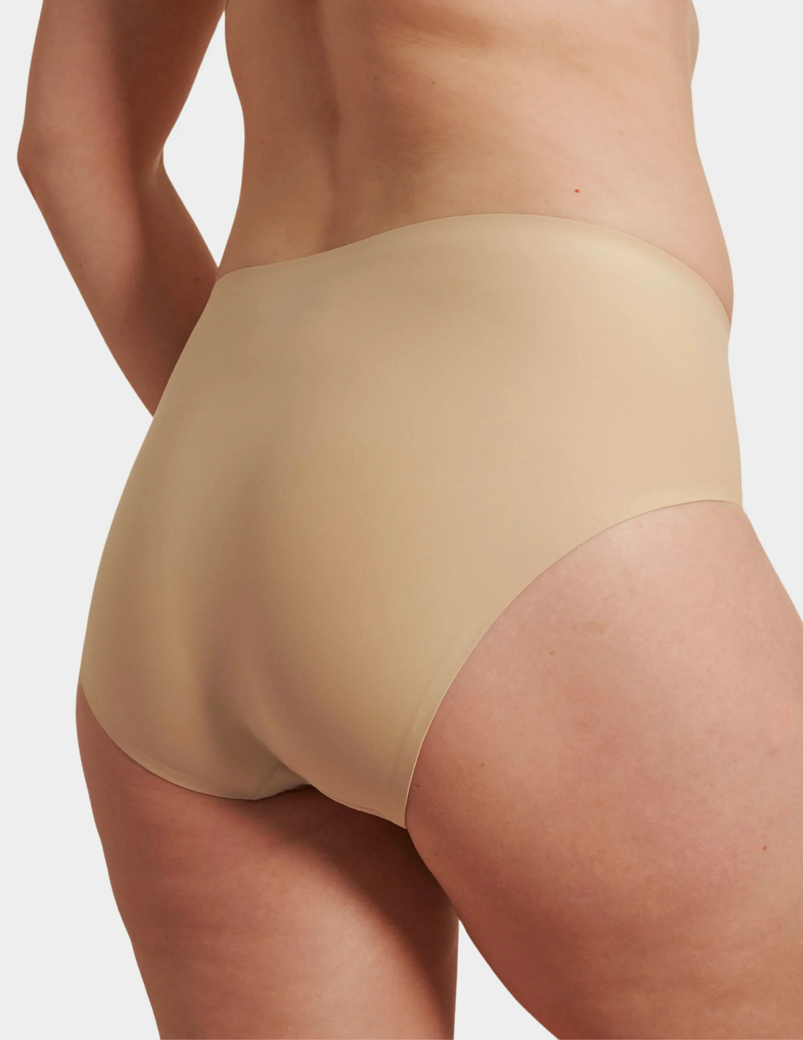 High-Waisted Retro Bikini - Image 4