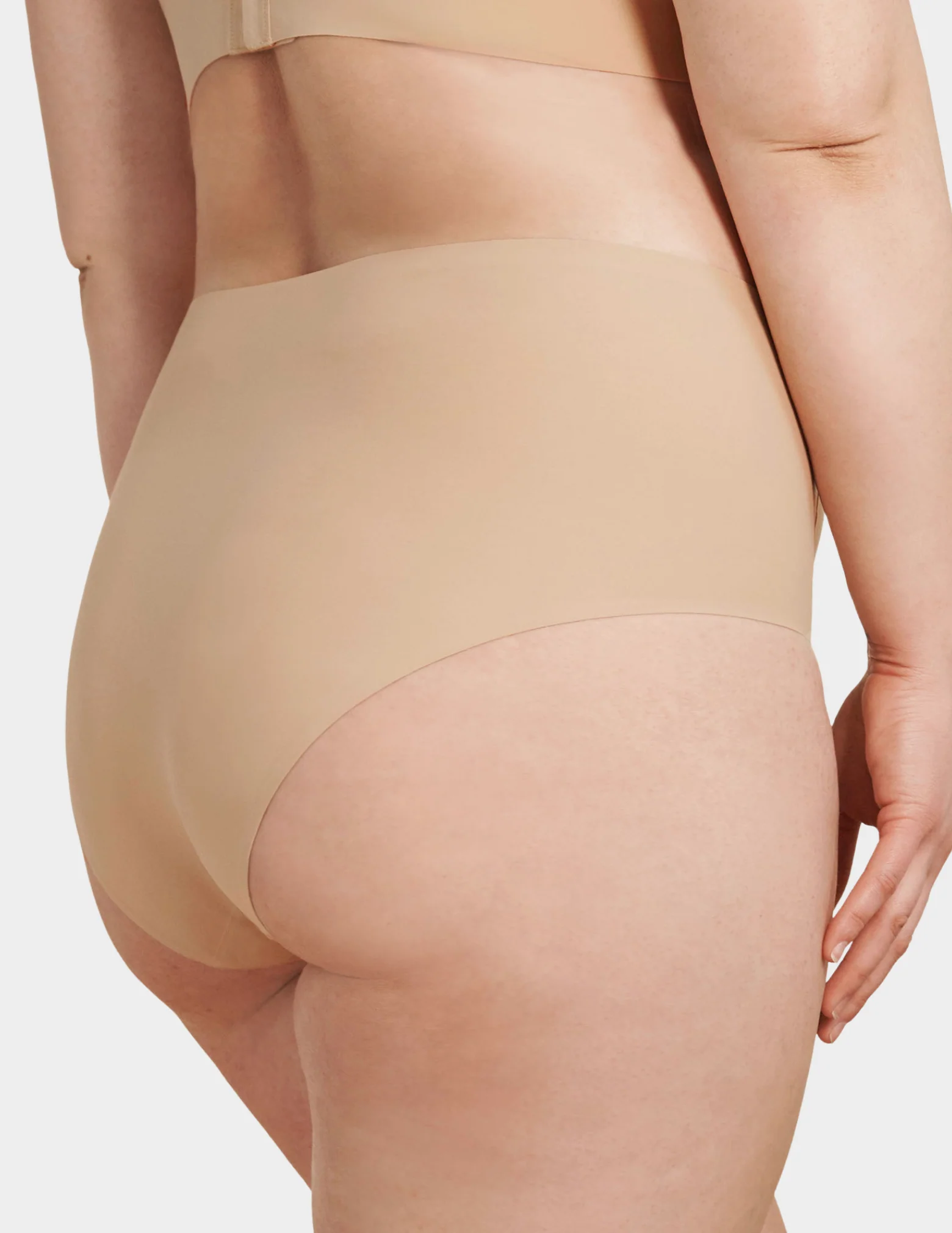 High-Waisted Retro Bikini - Image 6
